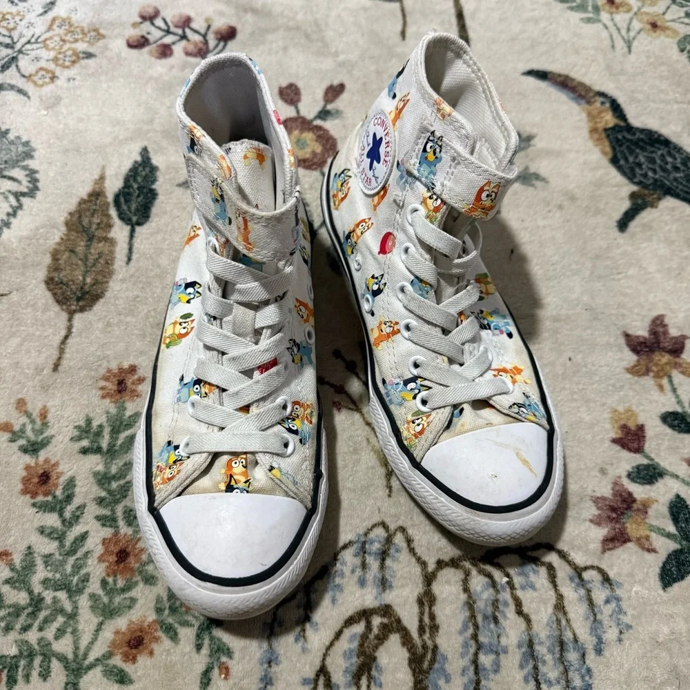 Converse bluey Kids White Sneakers size 1